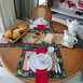 Mesa Posta De Natal Louça Branca E Bambu