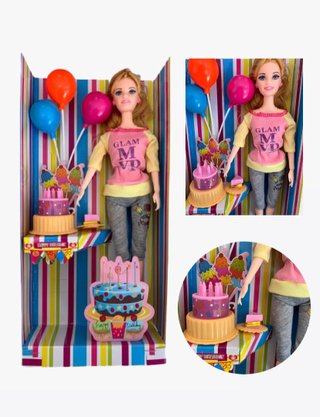 Boneca Feliz Aniversário Com Acessórios