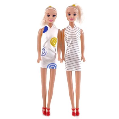 Boneca Magrela Tipo Barbie