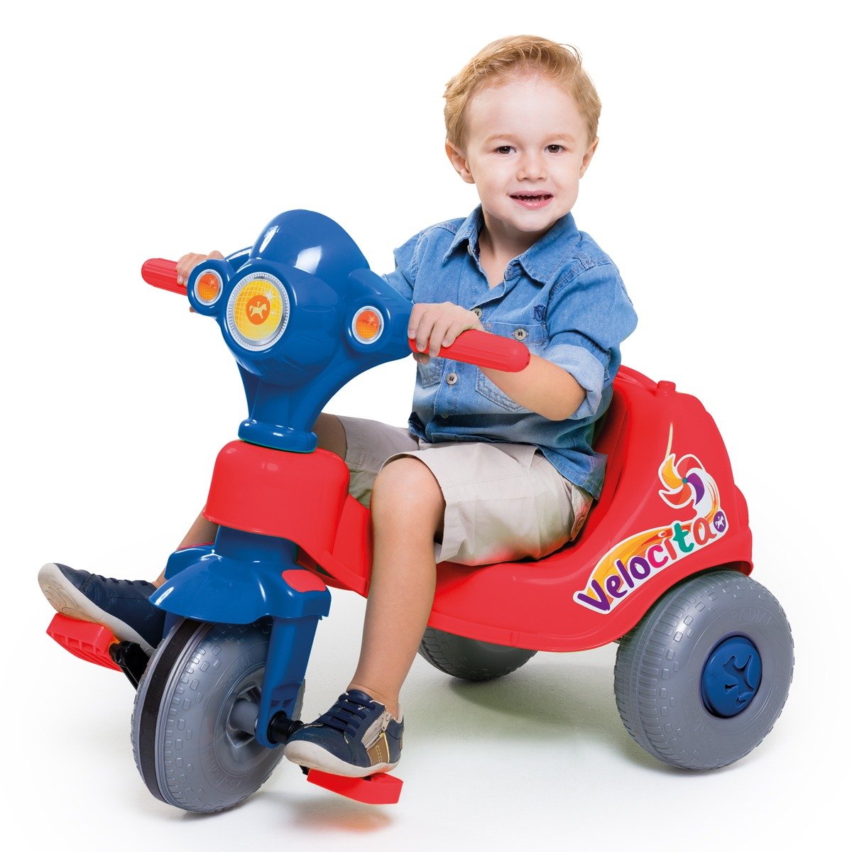 Triciclo infantil com empurrador